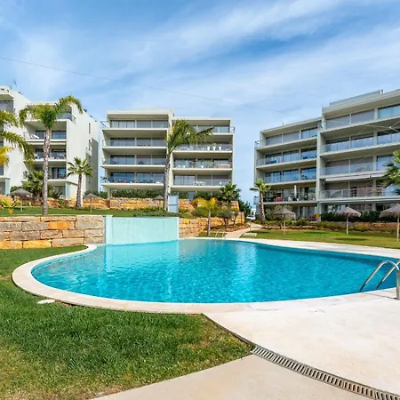 Oasis Mar 2 Bdr W/ Pool By Lovelystay Apartment Portimao